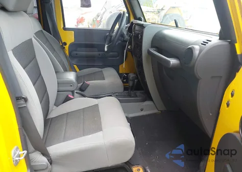 2008 Jeep Wrangler Unlimited X из США, поврежденный, VIN 1J4GA39158L566085